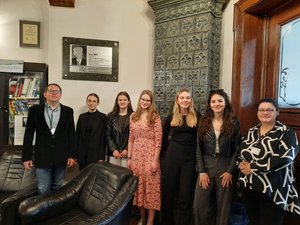 Mapa Biznesowa Łodzi - Wizja Lokalna - Fundacja Rozwoju Przedsiębiorczości 10.05.2023 zdjęcie grupowe uczestników spotkania